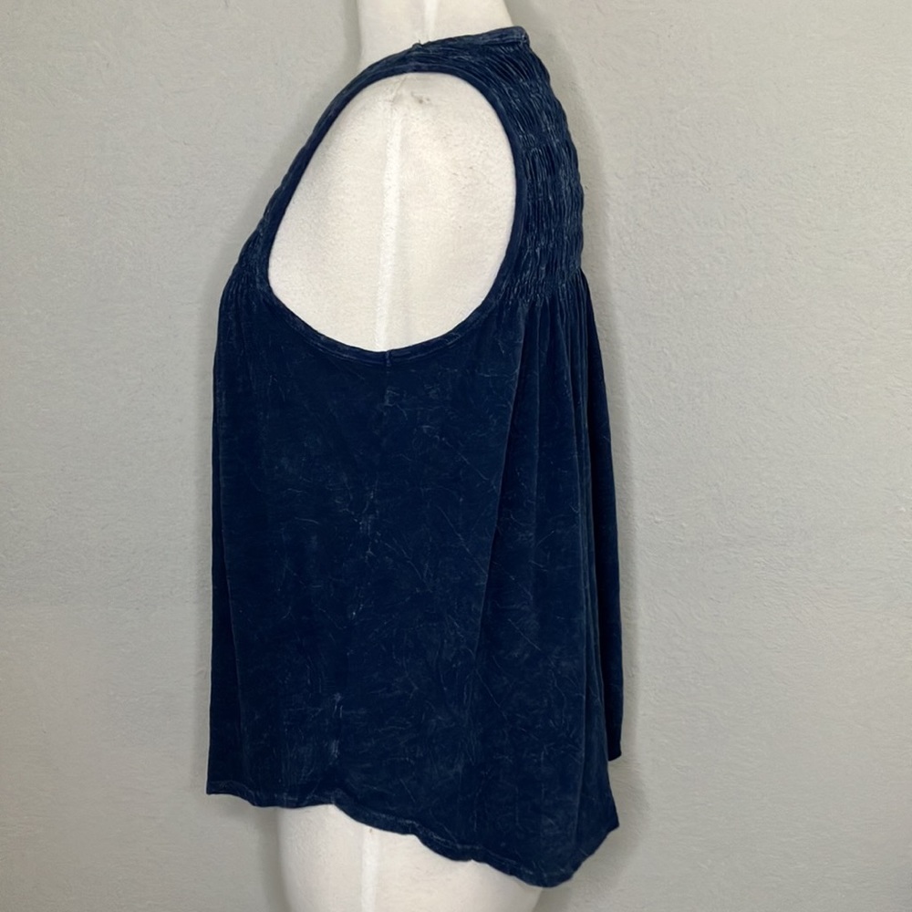 Universal Thread Ruched Marbled Tank Top - Picture 4 of 6